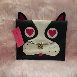 Betsey Johnson French Bulldog w Heart Eyes Clutch